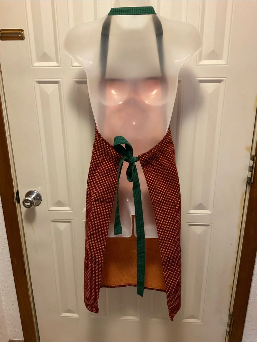 Vintage crate and barrel adjustable Christmas appliqué apron Christmas tree
